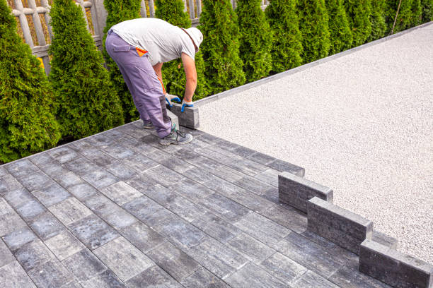Best Driveway Paving Company  in Clinton, IA